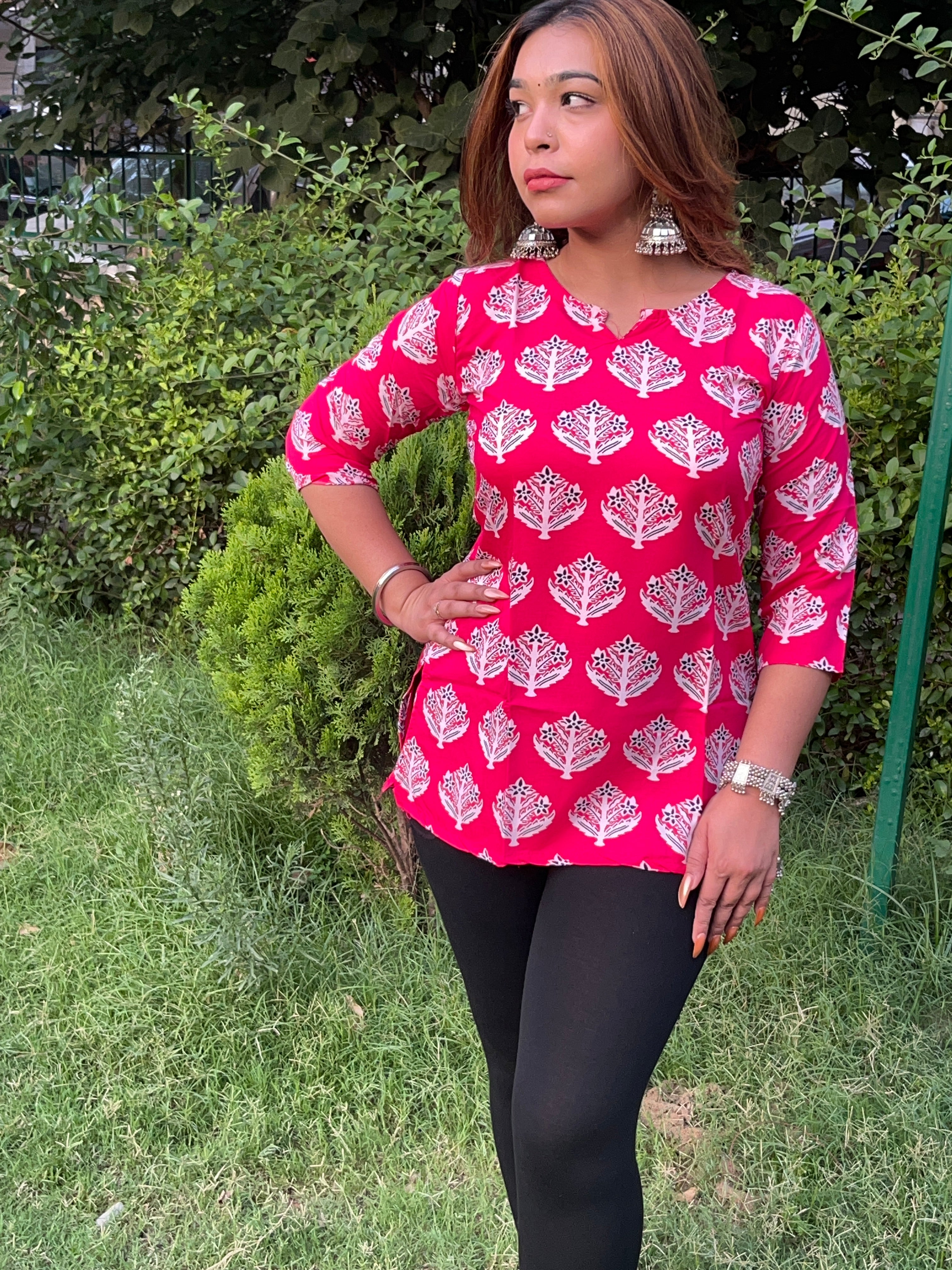 Amneet kurti