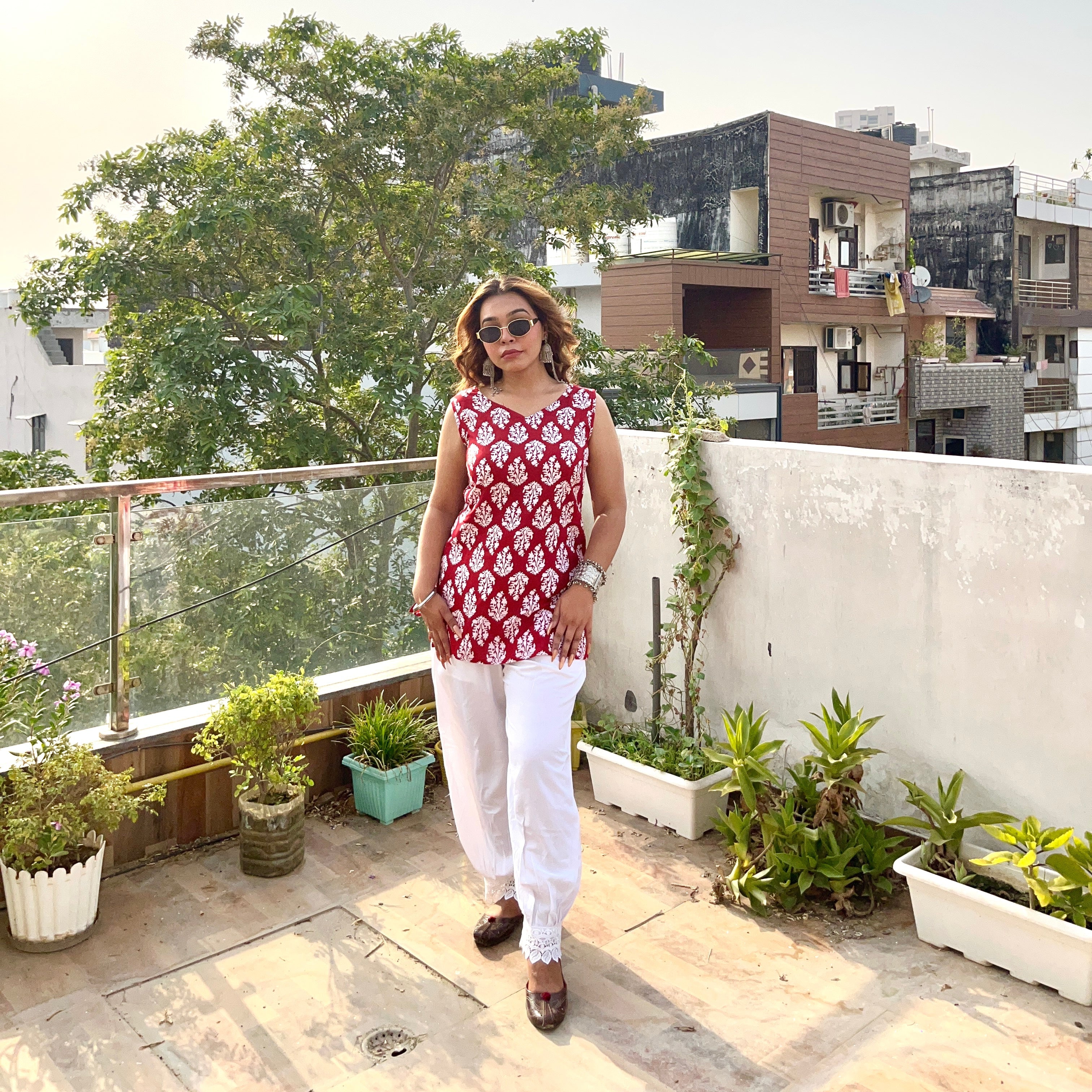 Nishi kurti